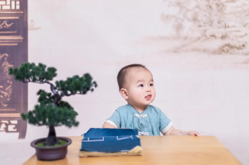 华容怀孕多久宫内可见孕囊